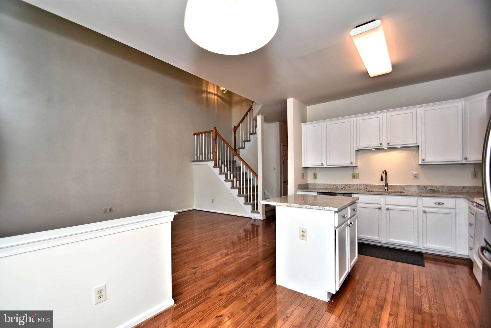 DRESHERBROOKE - Residential