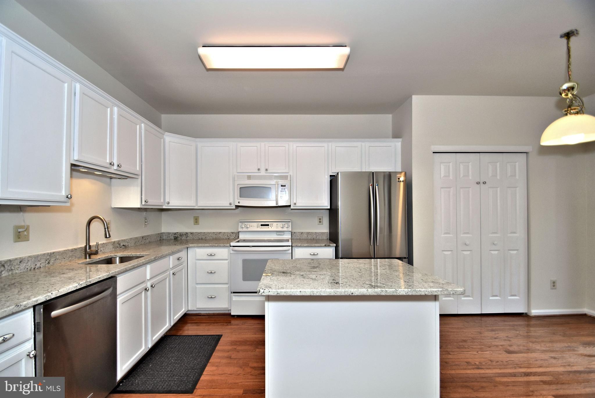 DRESHERBROOKE - Residential