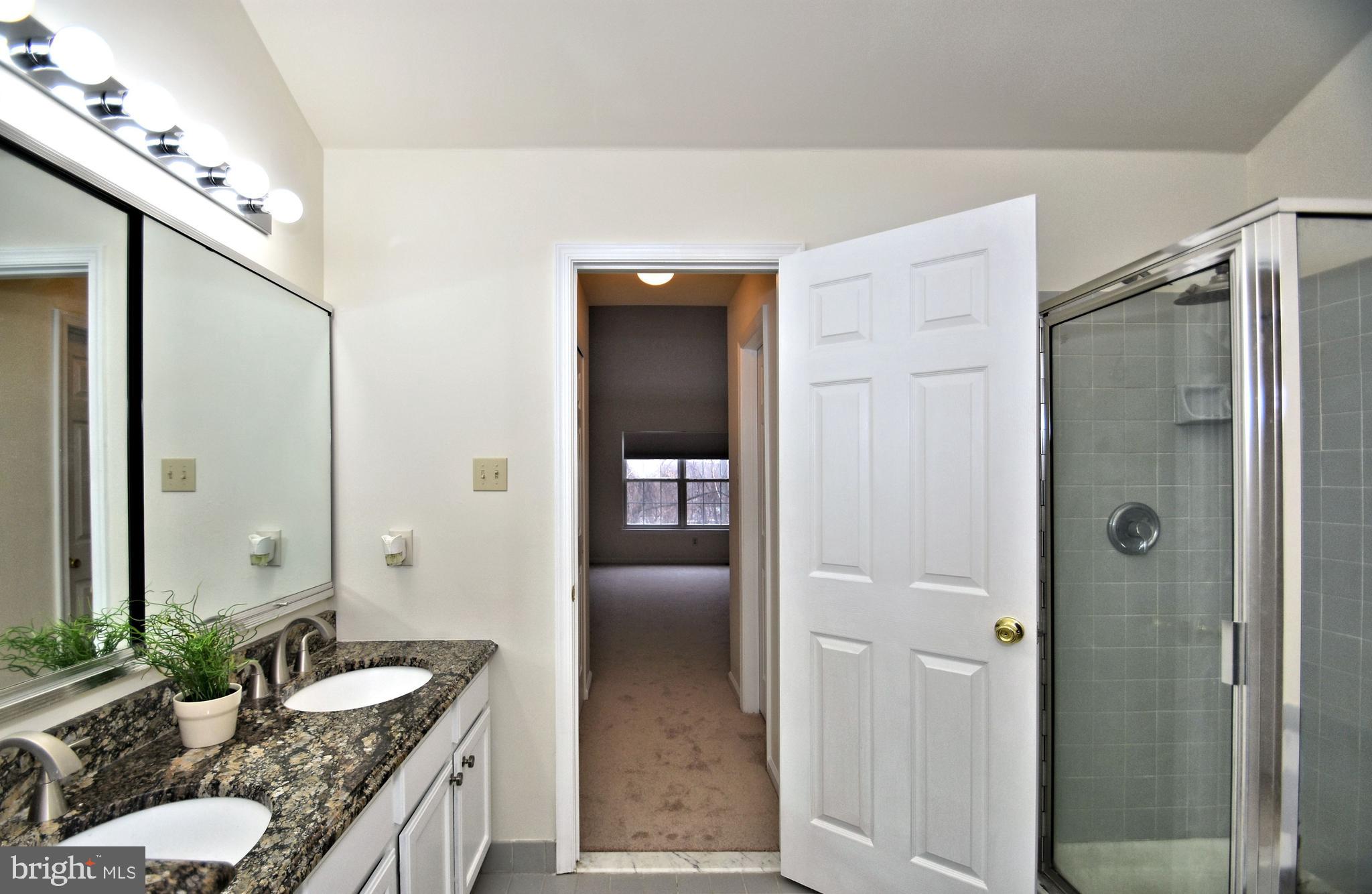 DRESHERBROOKE - Residential