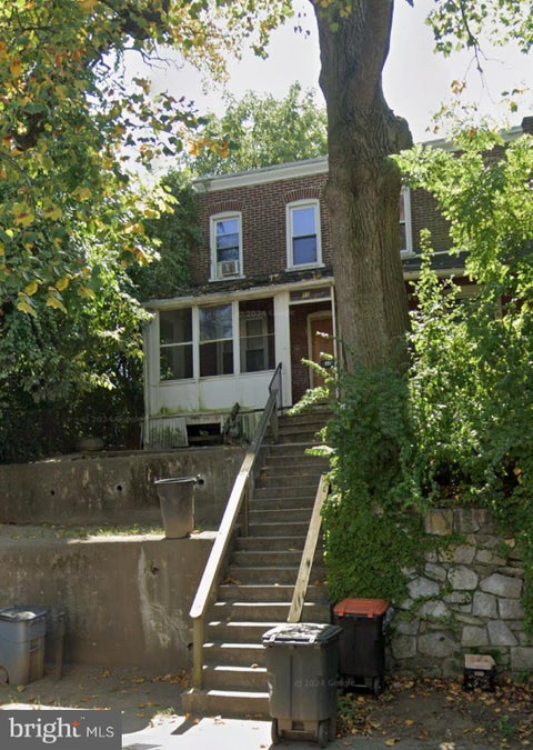 Townhouse For Sale - 113 E 13th Street<br/> Chesterfield, PA 19013
