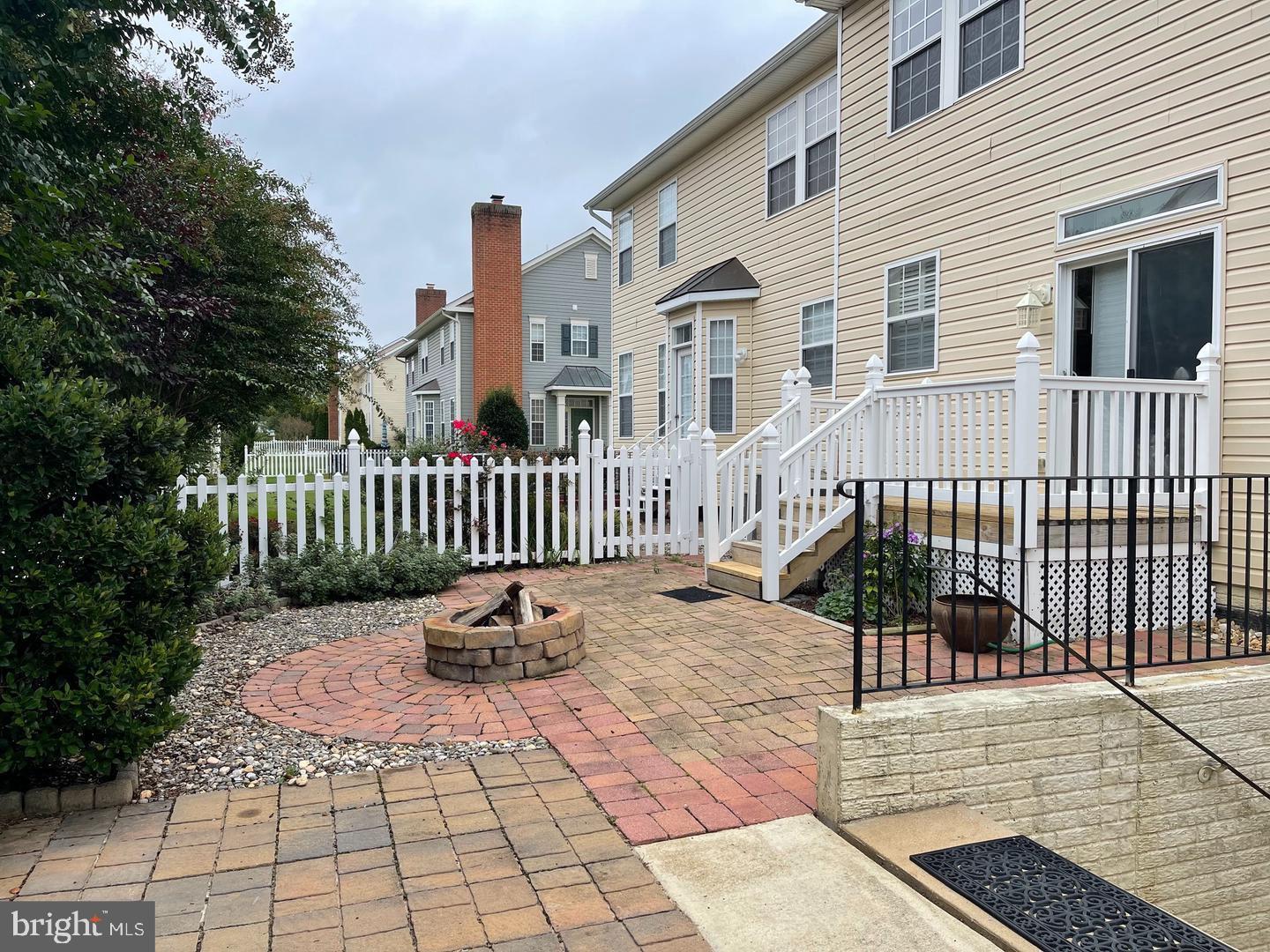 AGRICOPIA - Residential Lease