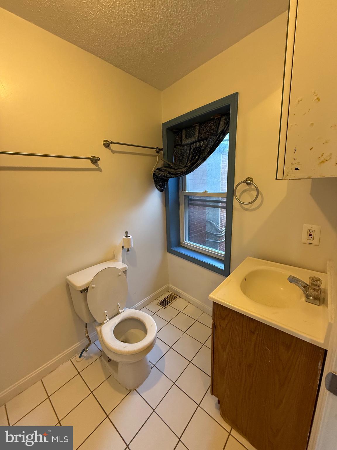 WASHINGTON VILLAGE - Residential