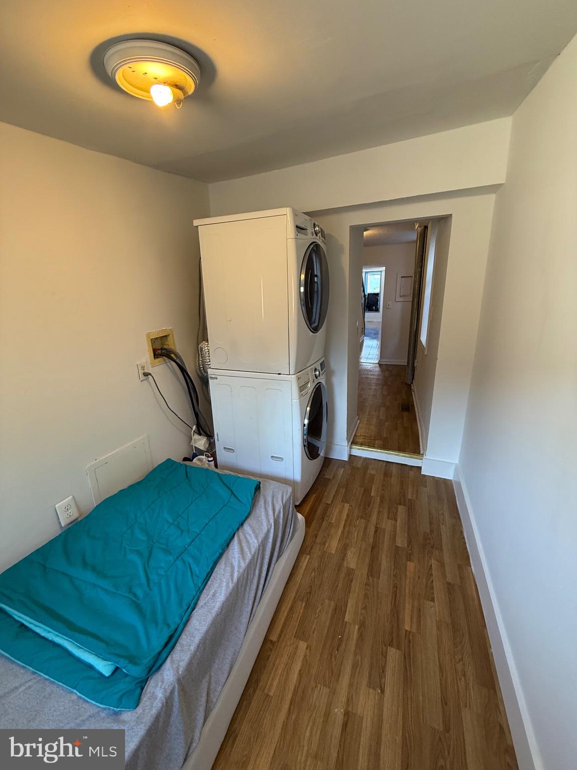 WASHINGTON VILLAGE - Residential