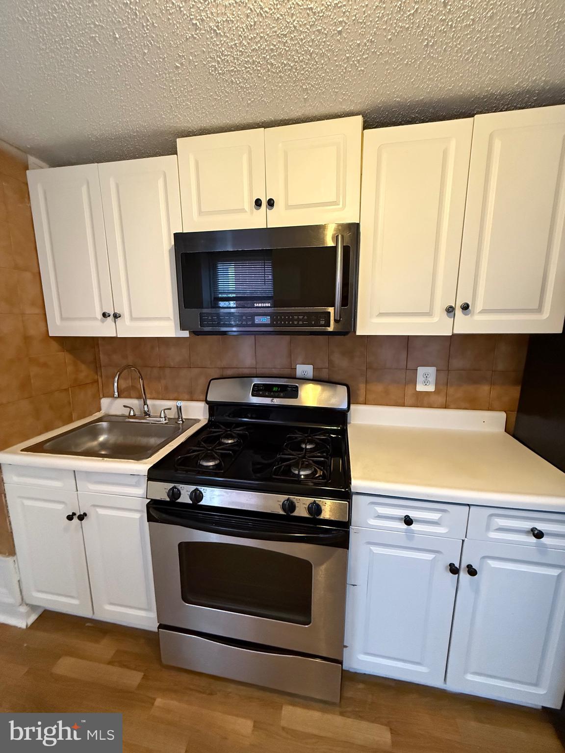 WASHINGTON VILLAGE - Residential