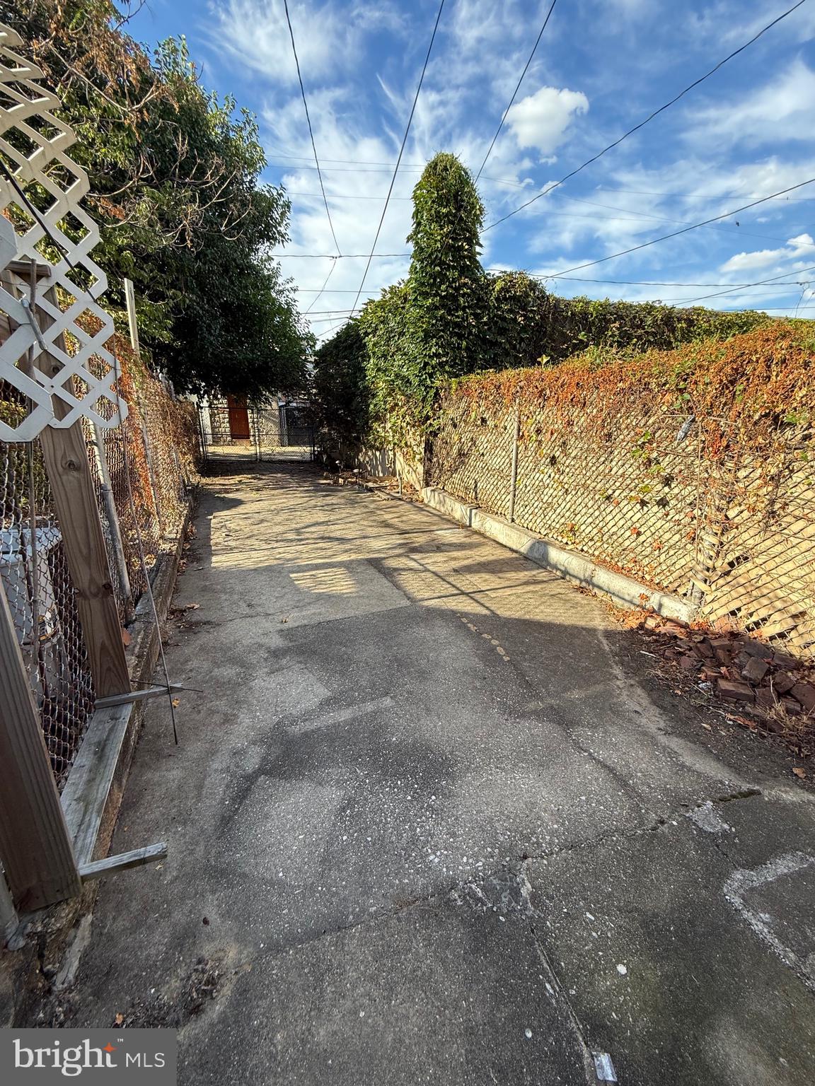 WASHINGTON VILLAGE - Residential