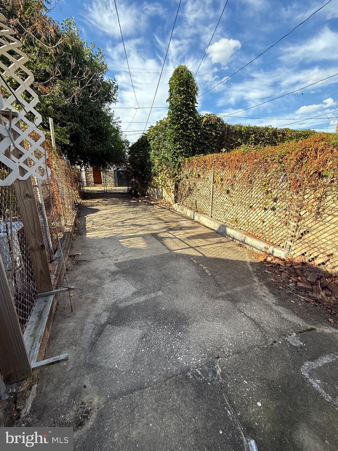 WASHINGTON VILLAGE - Residential