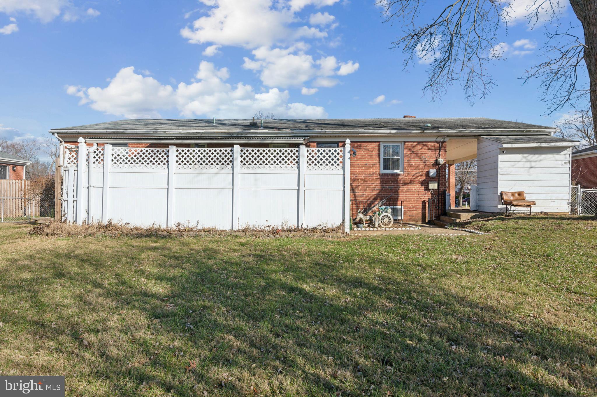 DORCHESTER ESTATES - Residential