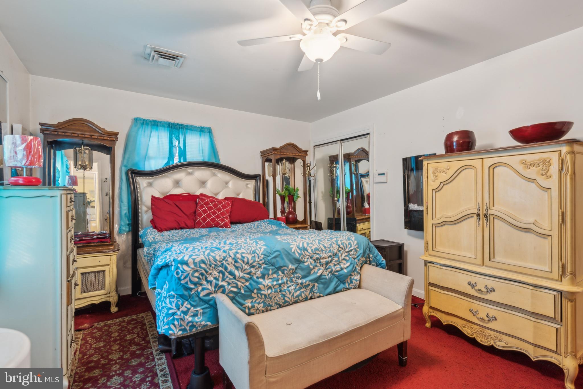 DORCHESTER ESTATES - Residential