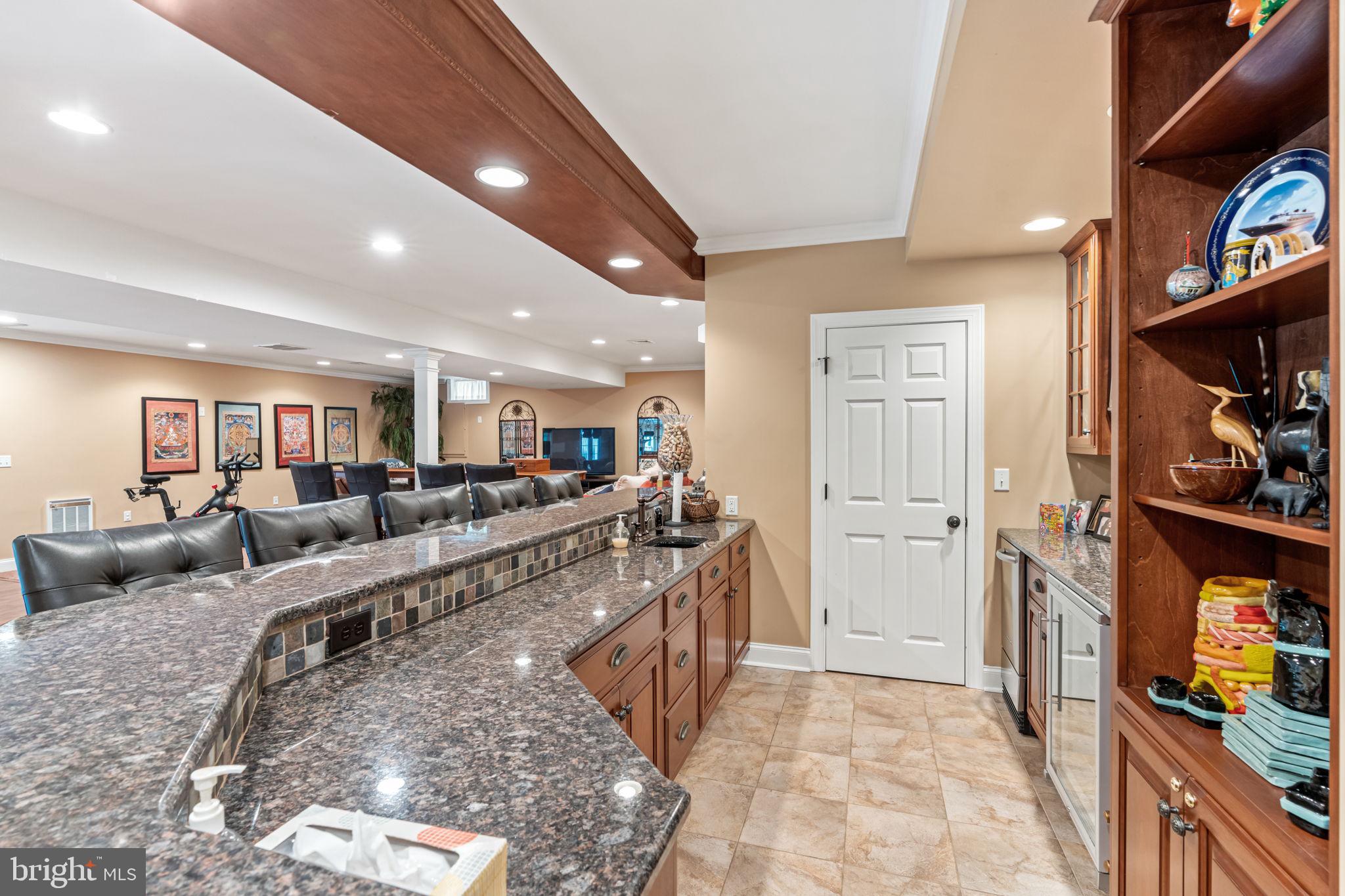 FOREST HILLS - Residential