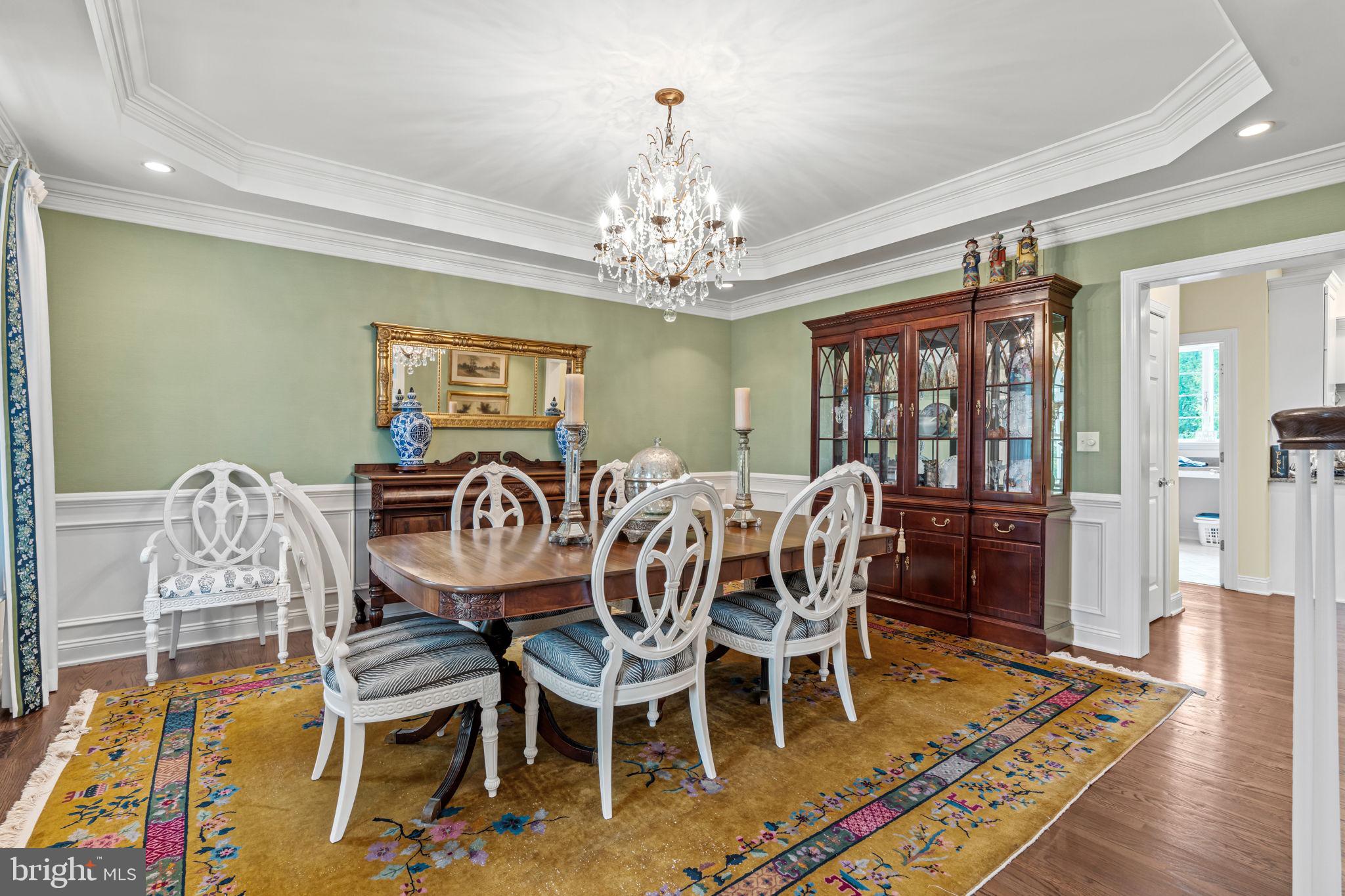 FOREST HILLS - Residential