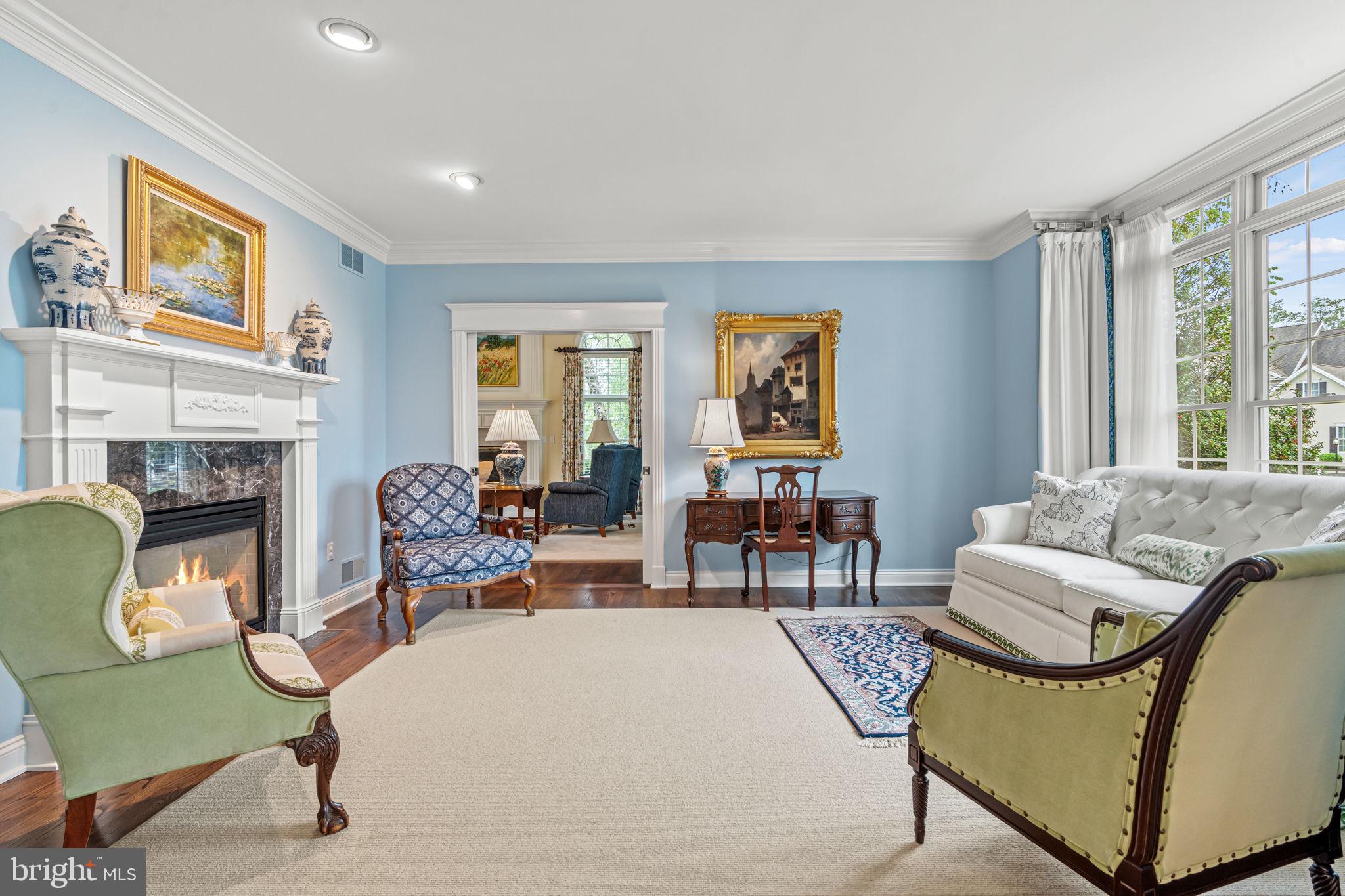 FOREST HILLS - Residential