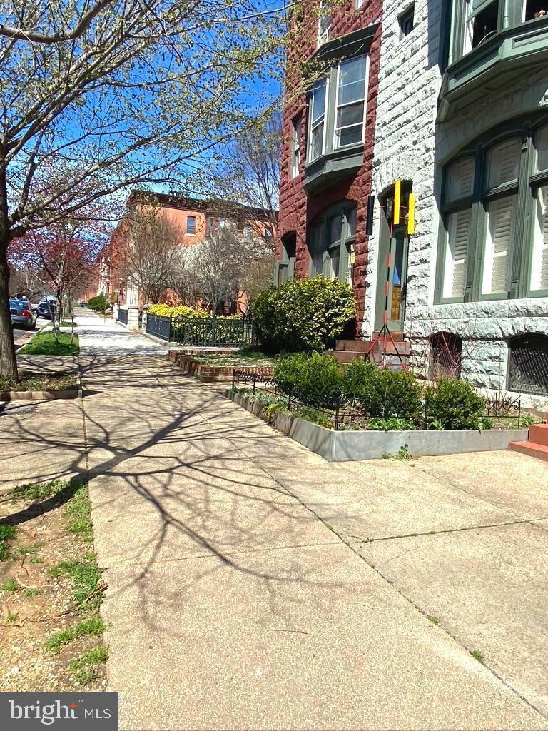 BOLTON HILL HISTORIC DISTRICT - Residential Lease