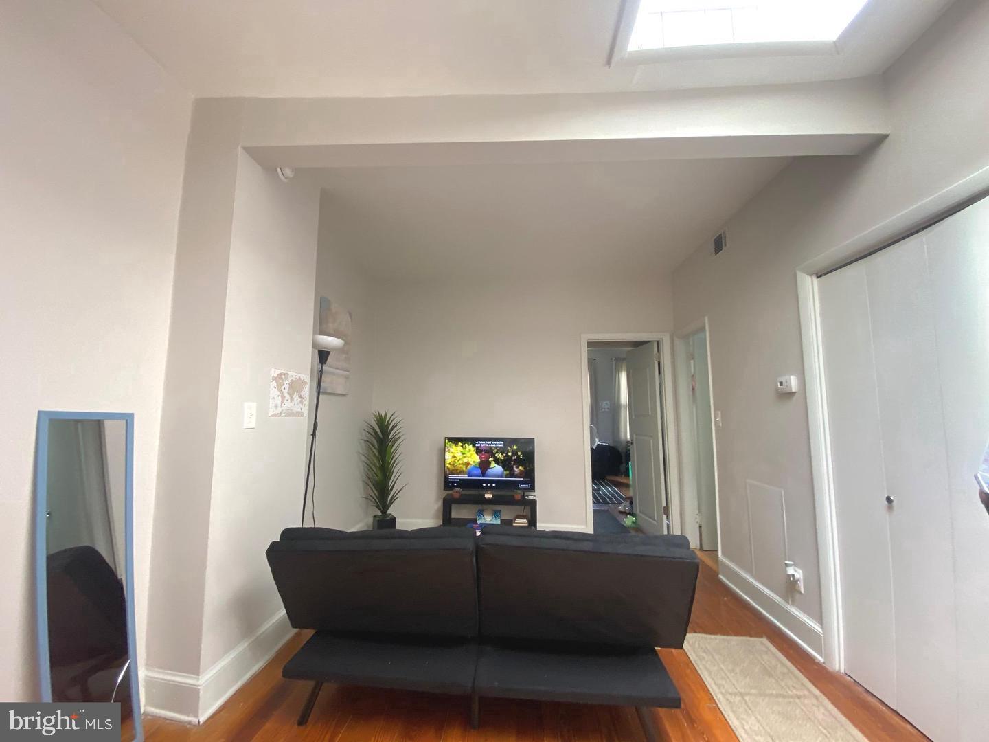 BOLTON HILL HISTORIC DISTRICT - Residential Lease