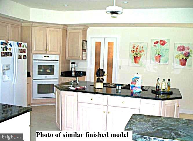 961 ALAMEDA DRIVE