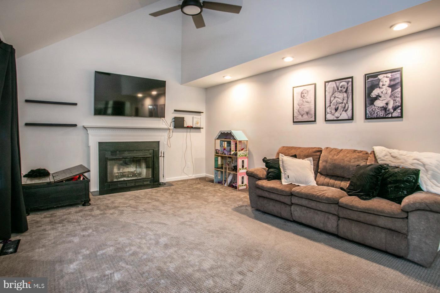 BROOKSIDE ESTATES - Residential