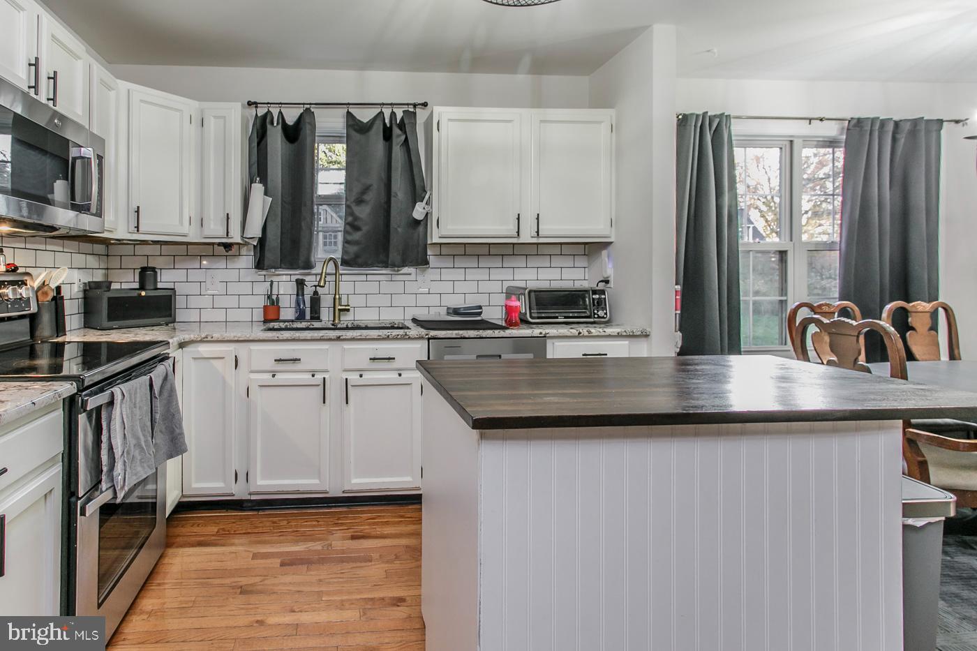 BROOKSIDE ESTATES - Residential