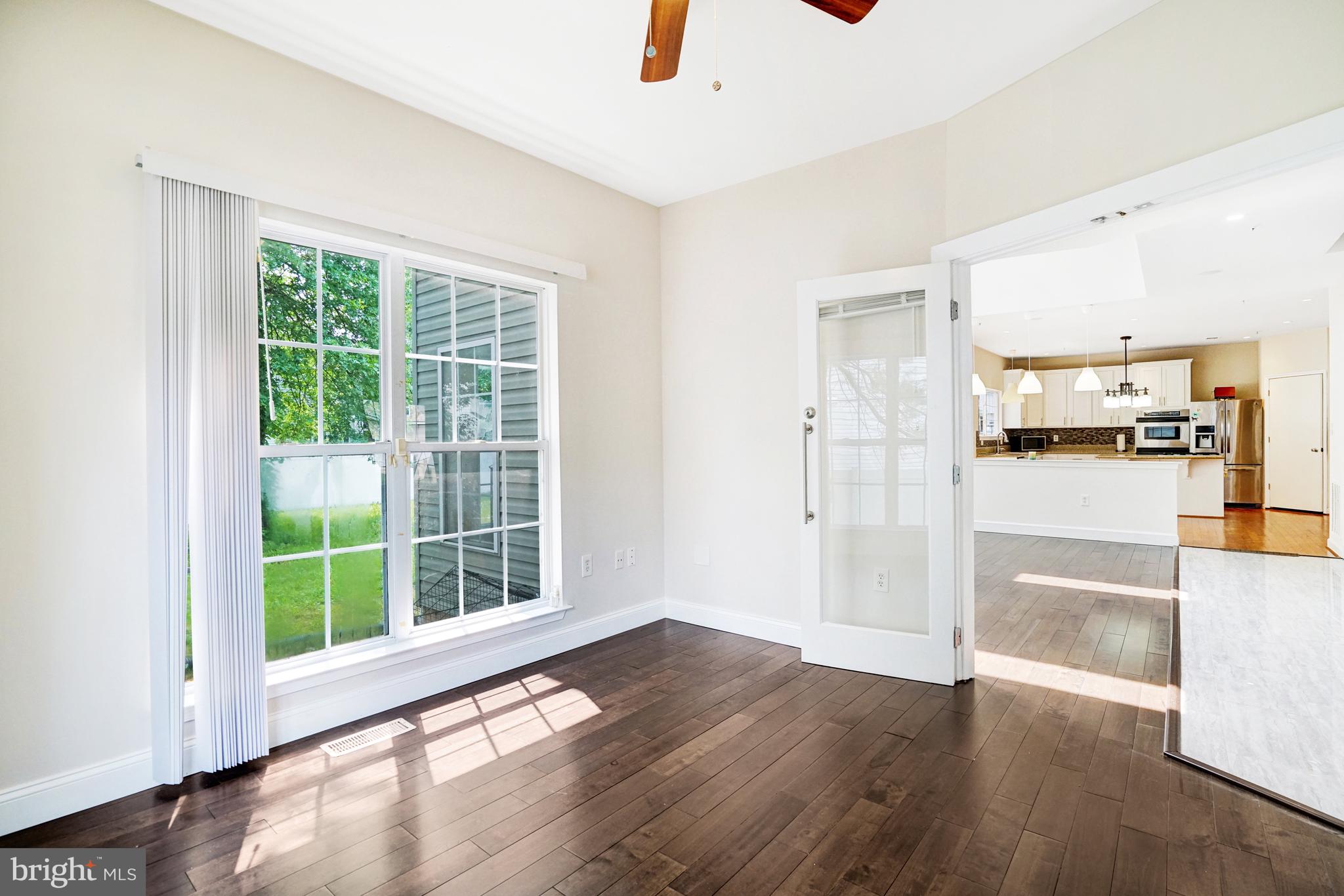 10005 EDGEWATER TERRACE