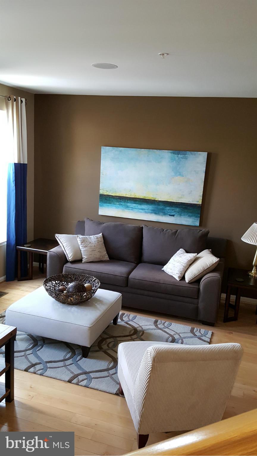 DEEP HARBOUR - Residential Lease