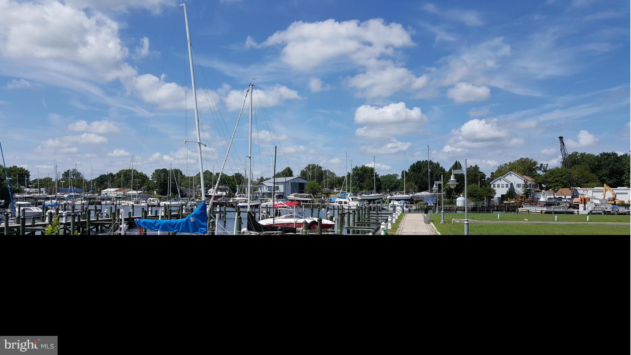 DEEP HARBOUR - Residential Lease