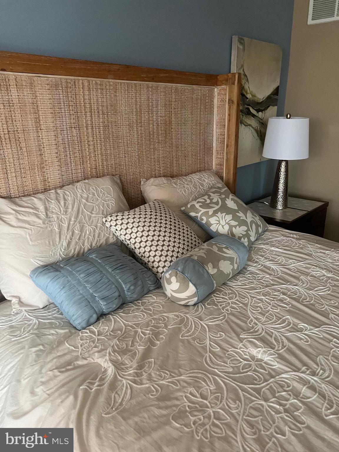 DEEP HARBOUR - Residential Lease