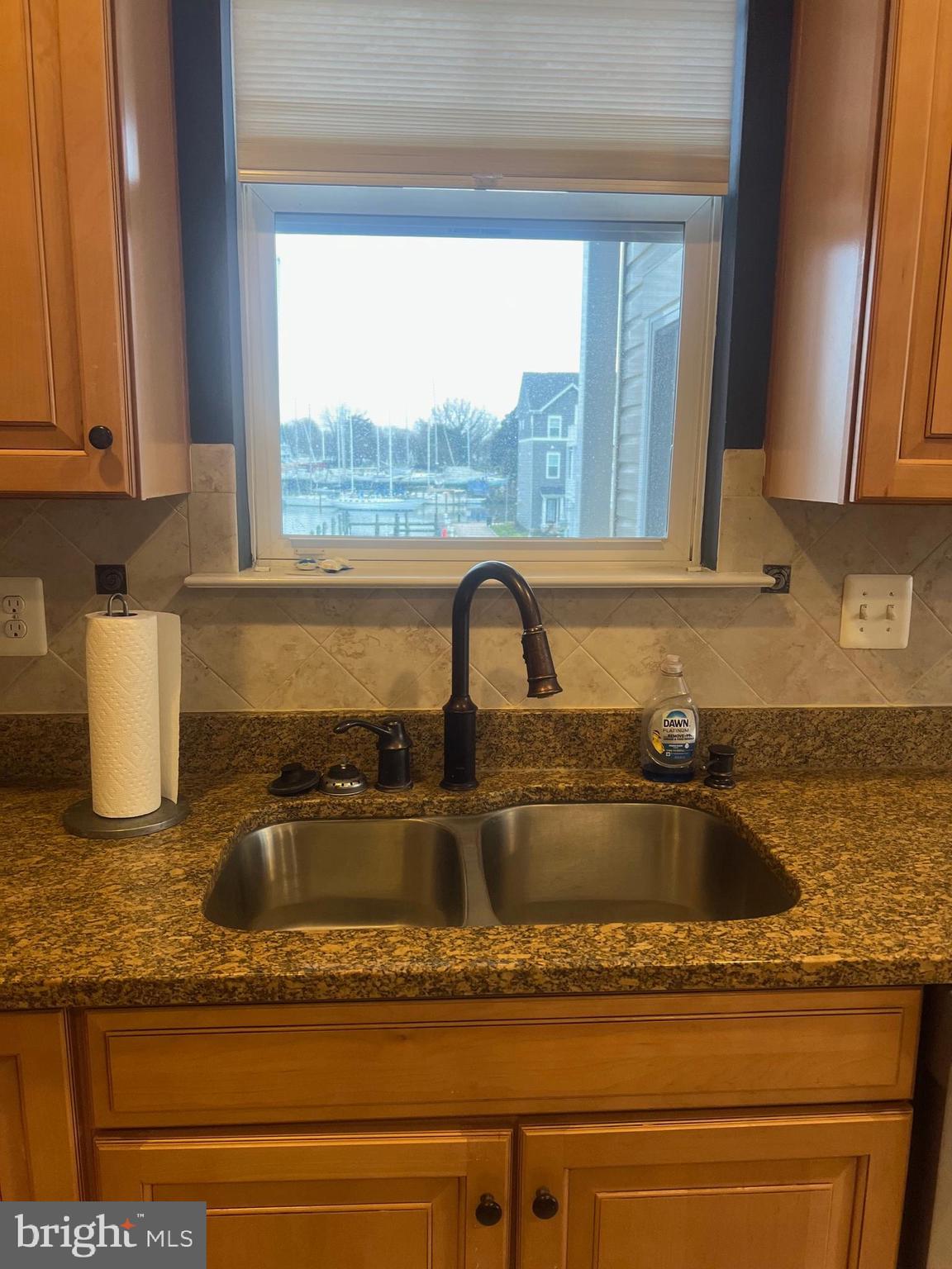 DEEP HARBOUR - Residential Lease