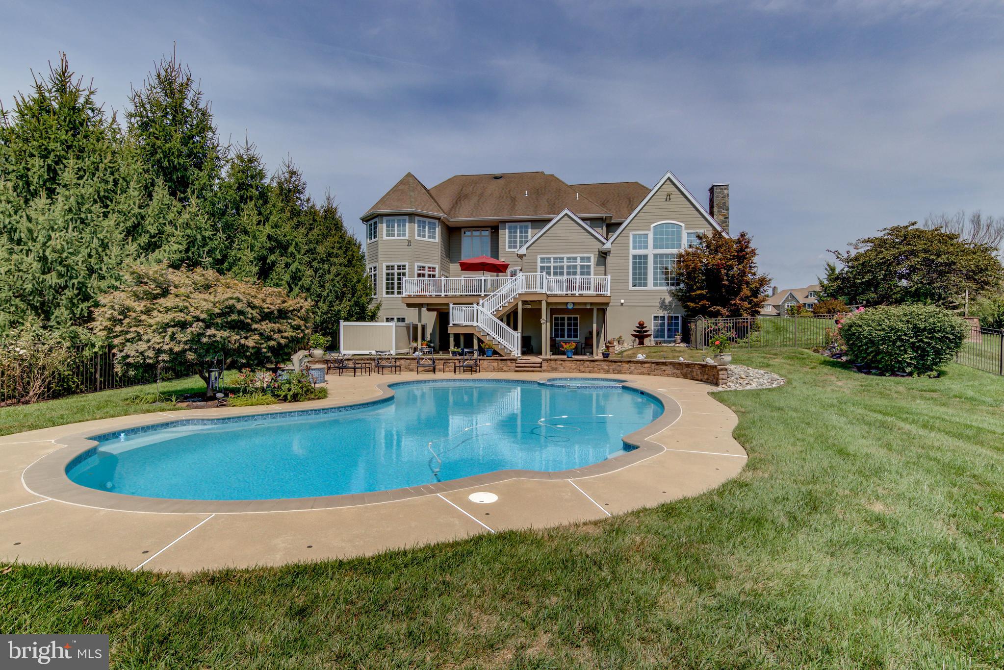 OSBORNE PLACE - Residential