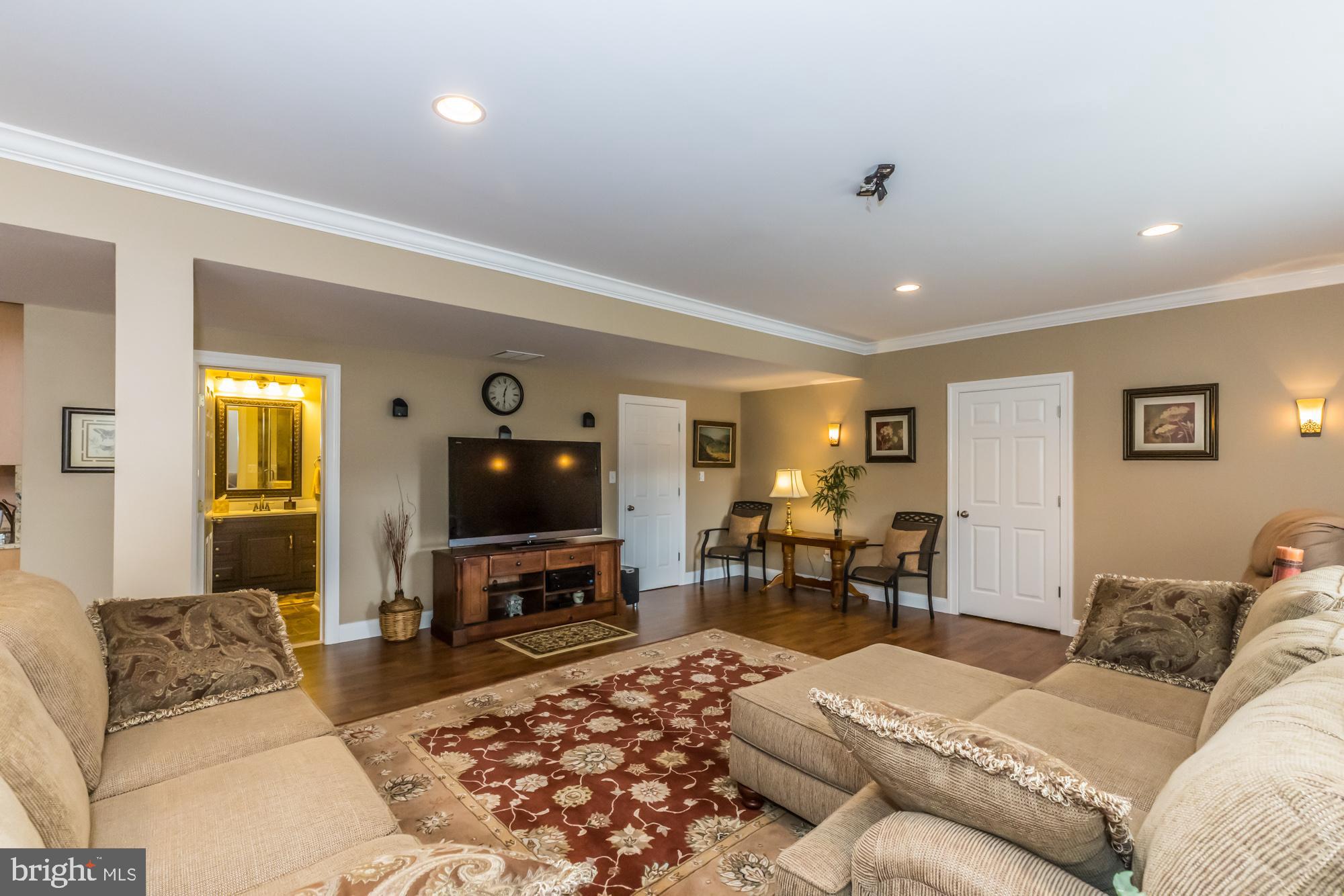 OSBORNE PLACE - Residential