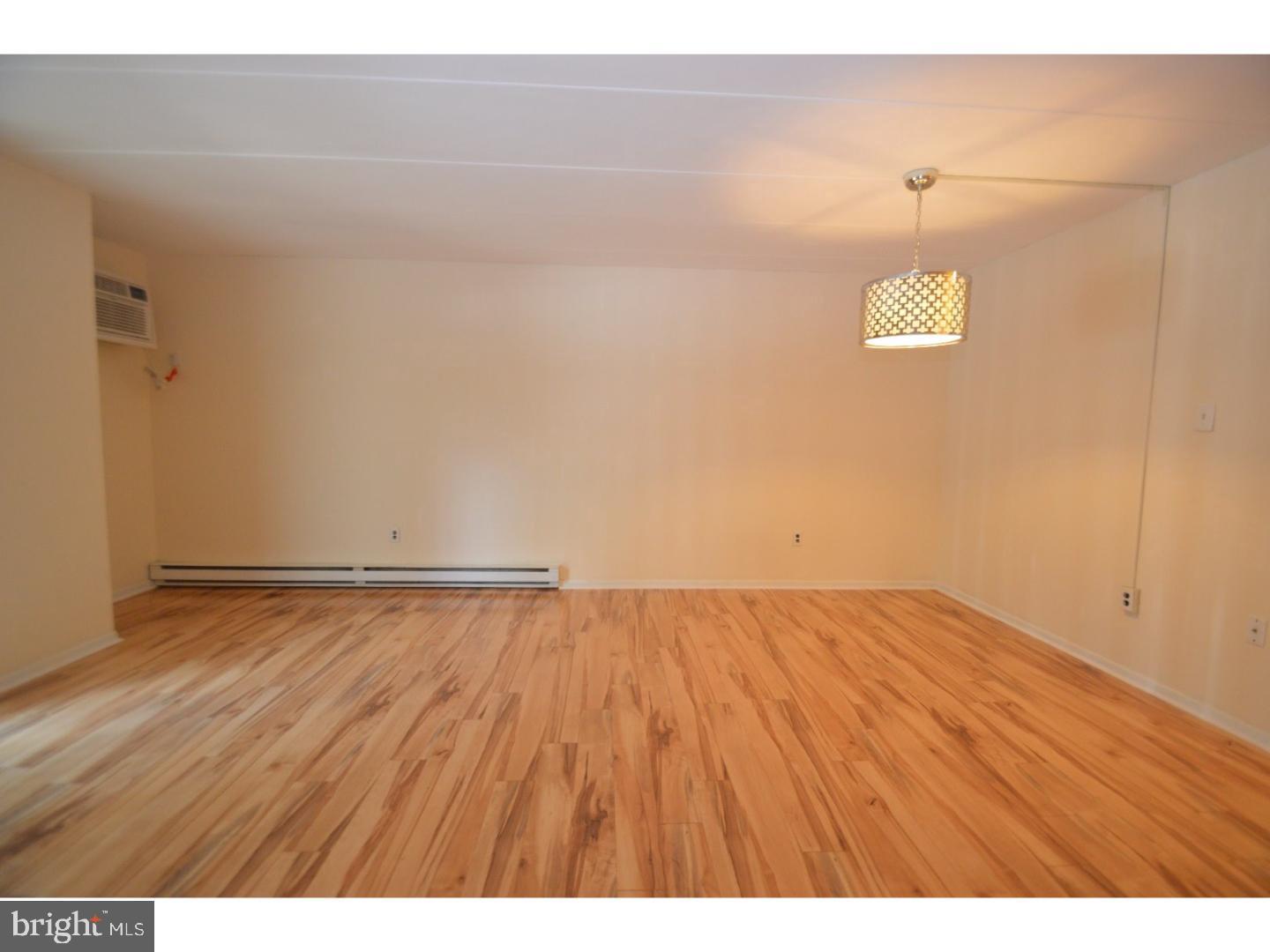 WOODMONT NORTH - Residential