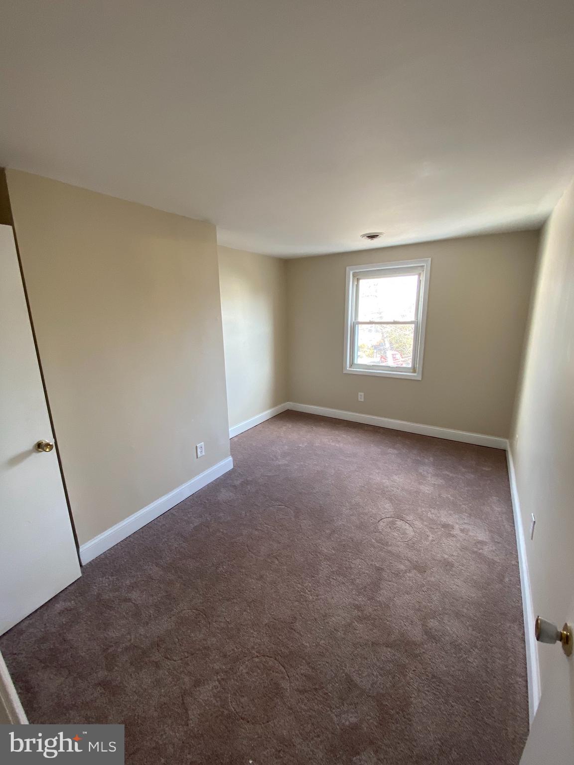 BAILEYS CROSSROADS - Residential