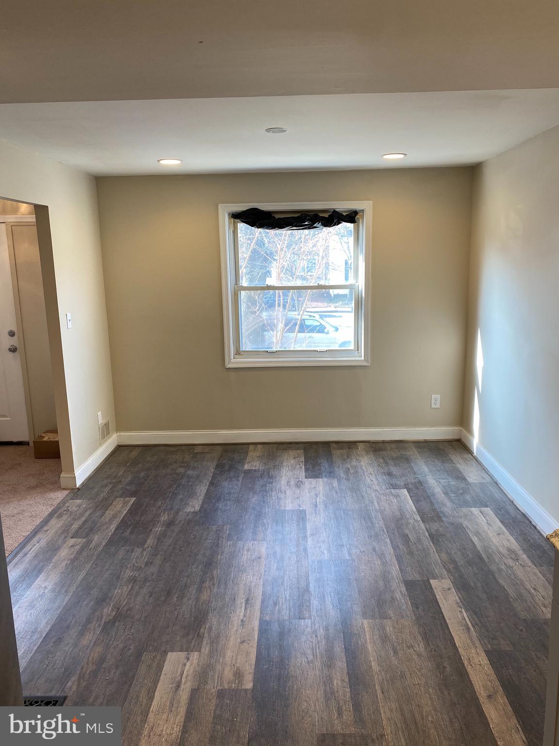 BAILEYS CROSSROADS - Residential