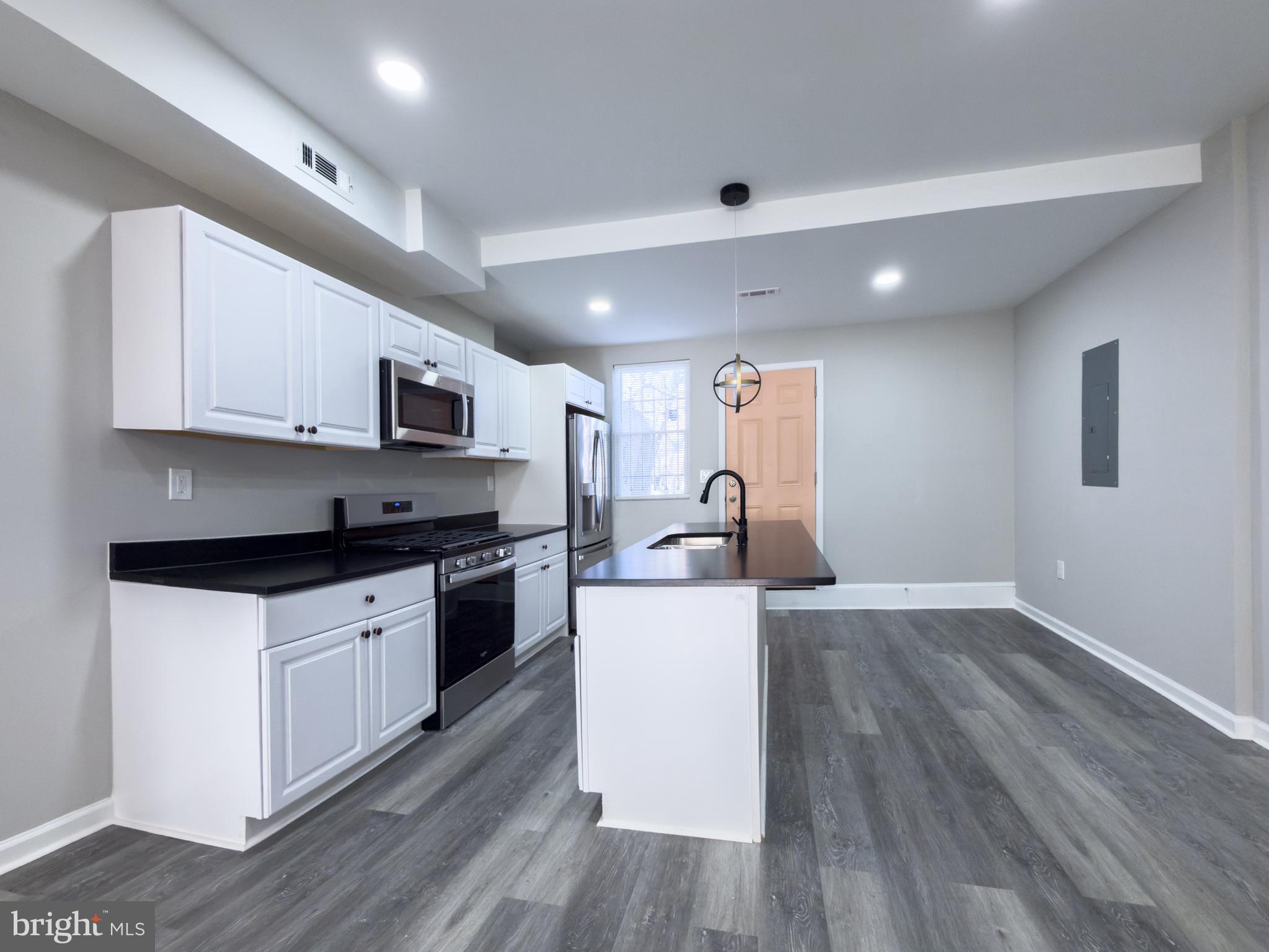 COLDSTREAM HOMESTEAD MONTEBELLO HISTORIC DISTRICT - Residential