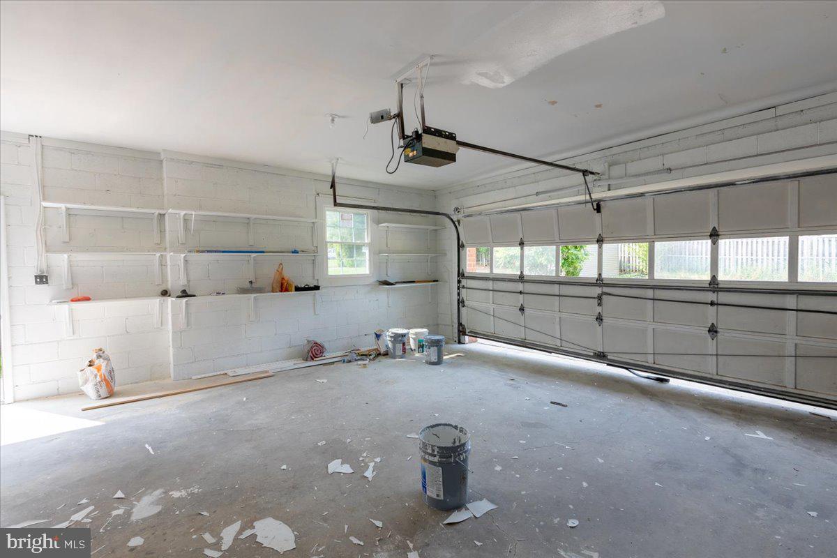 MITCHELLVILLE - Residential