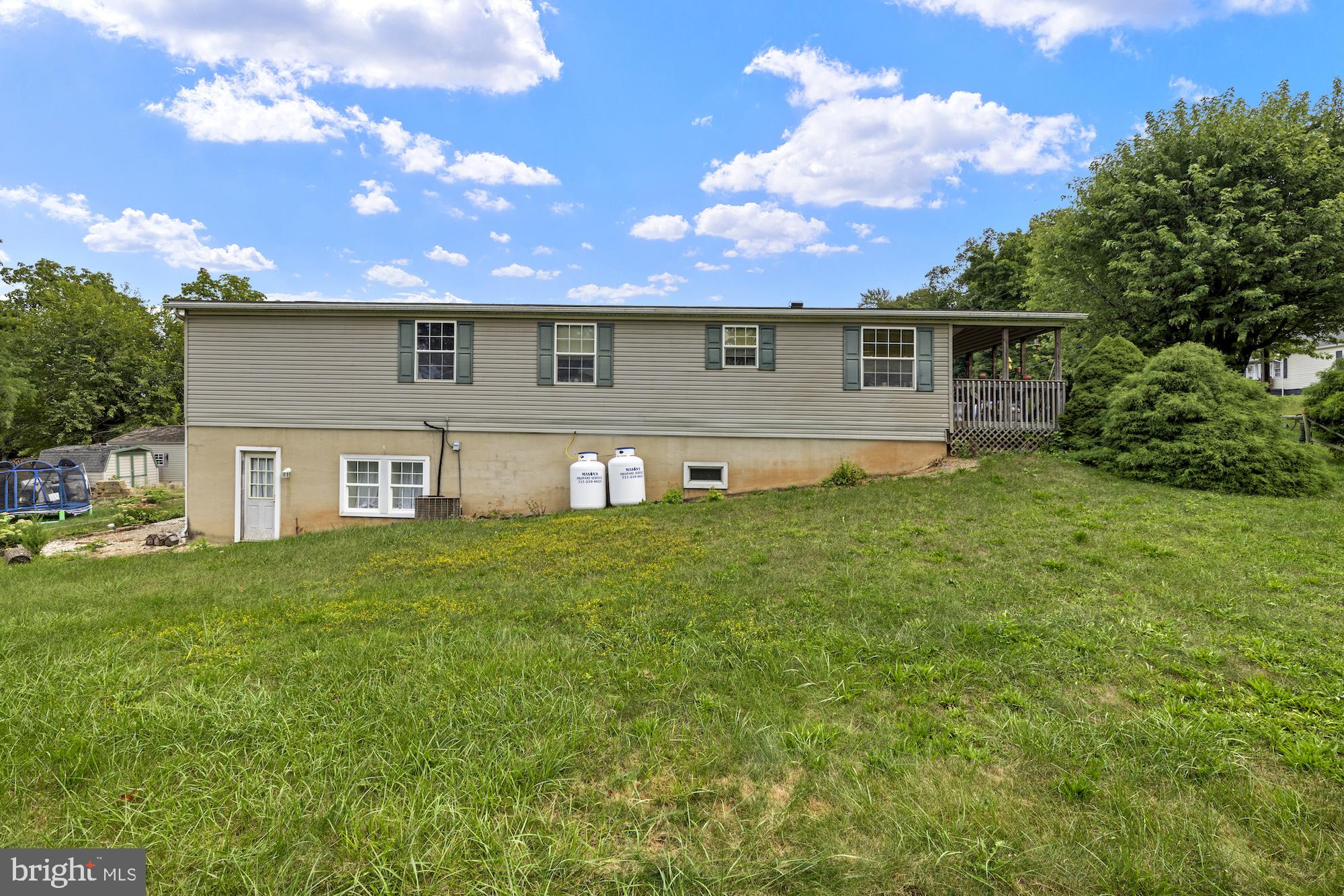 534 RACETRACK ROAD