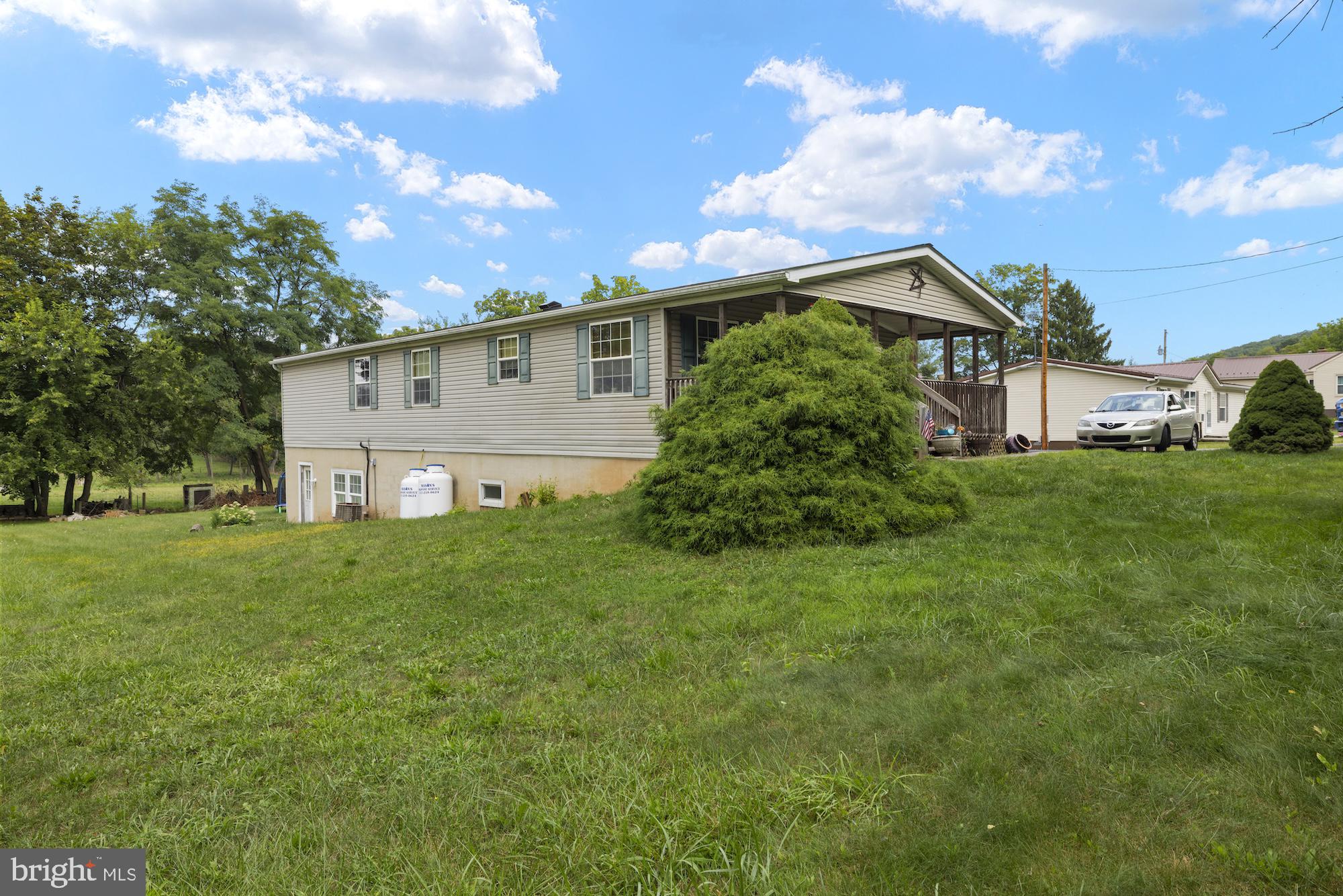 534 RACETRACK ROAD