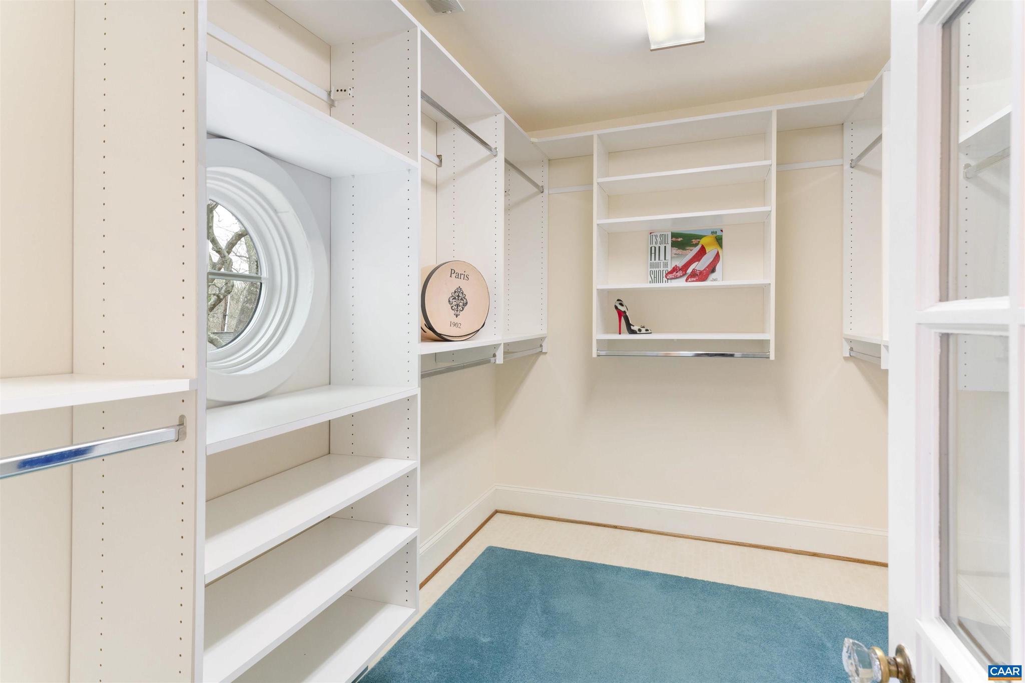 PARK PLAZA - Residential