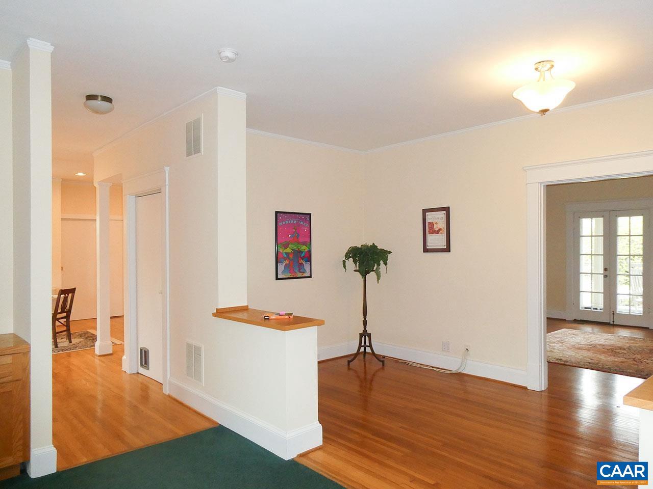 PARK PLAZA - Residential