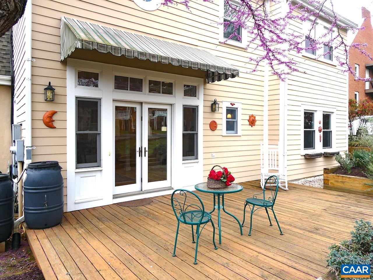 PARK PLAZA - Residential