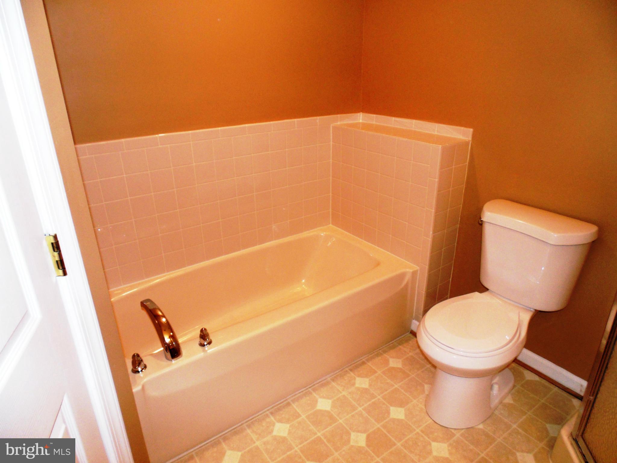 MANOR PARK - Residential Lease