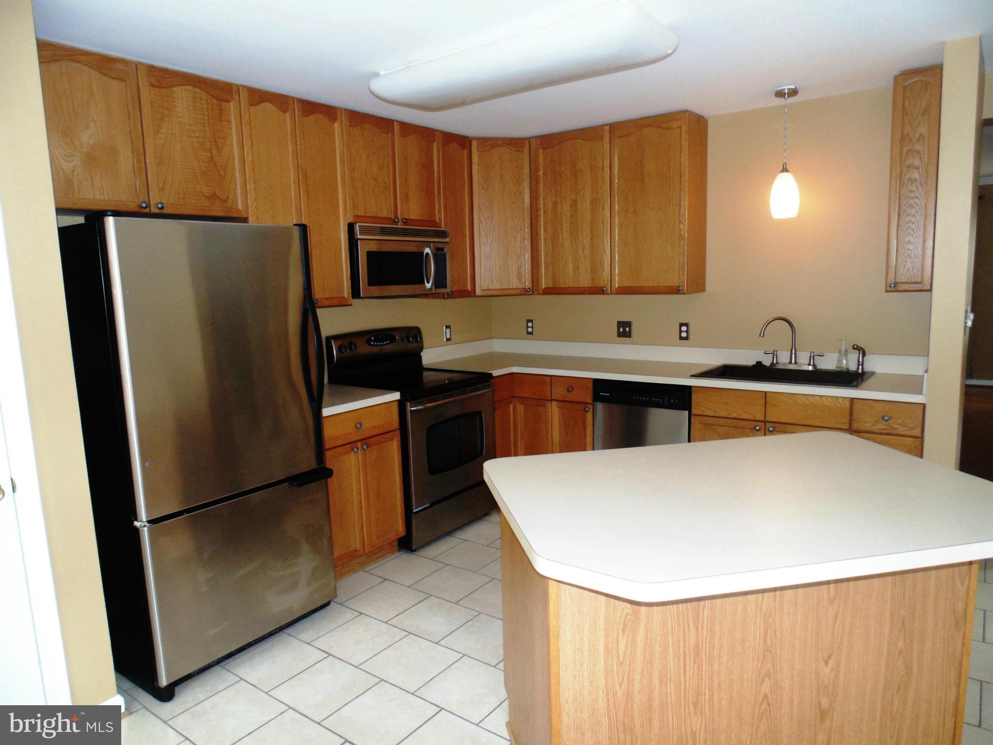 MANOR PARK - Residential Lease