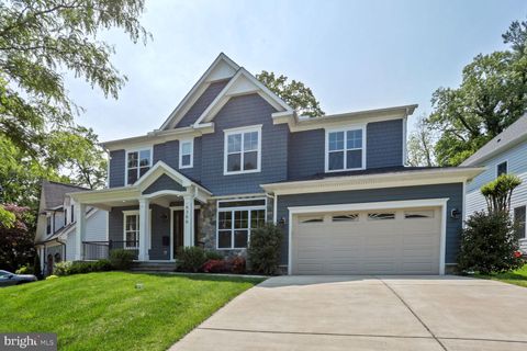 Photo of 6306 BANNOCKBURN DR, BETHESDA, MD 20817 (MLS # MDMC2091442) Photo of 6306 BANNOCKBURN DR, BETHESDA, MD 20817 (MLS # MDMC2091442)