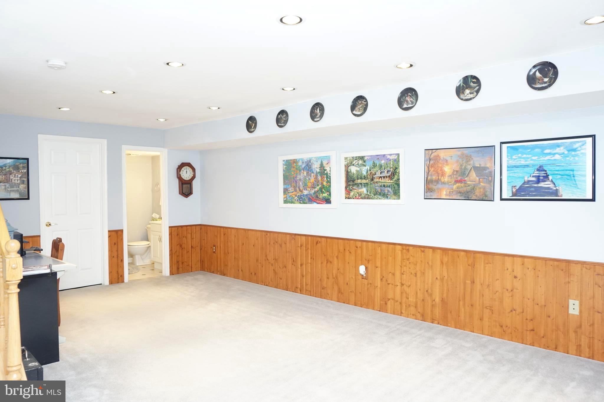 ASPENWOOD - Residential