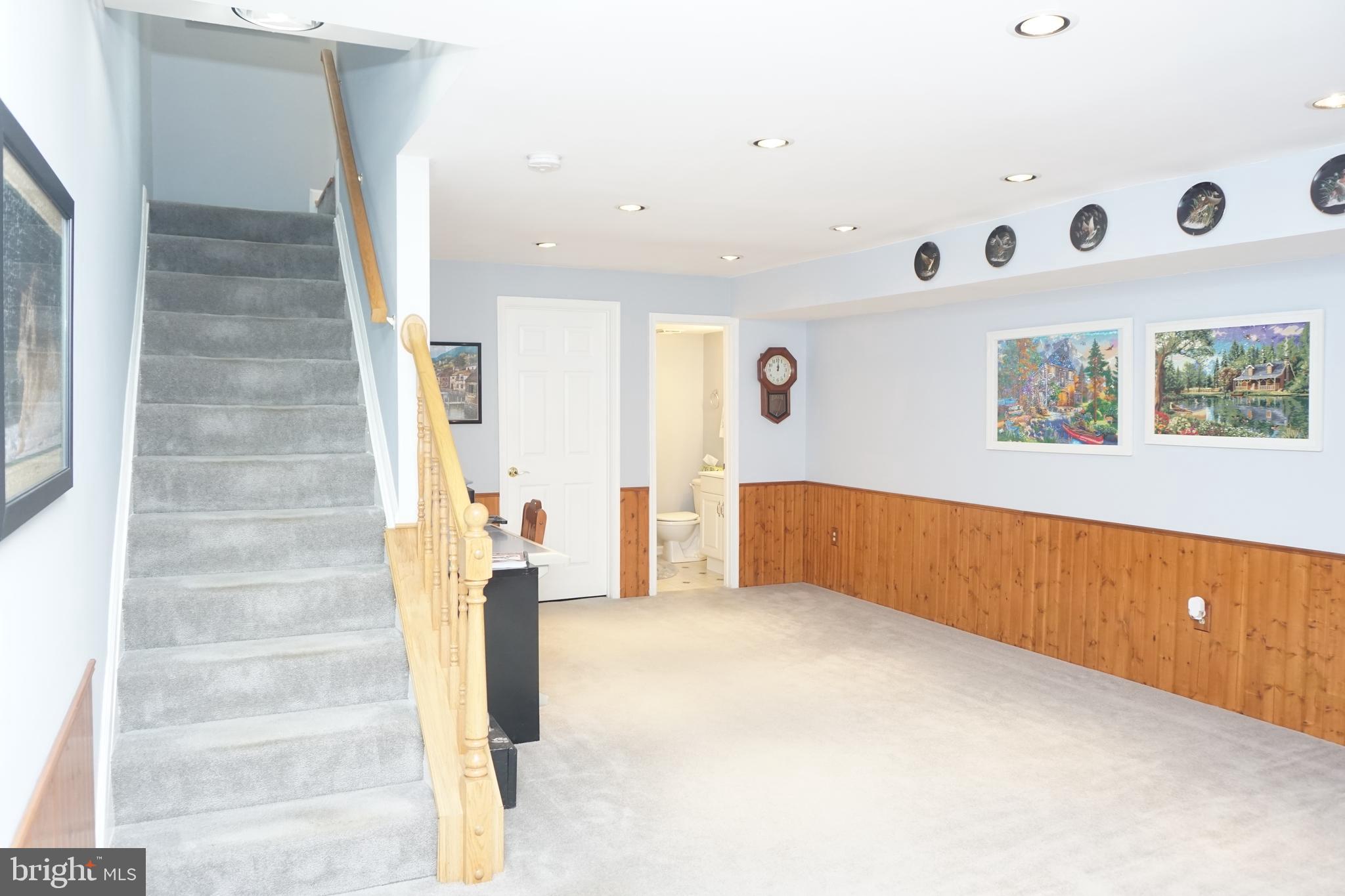 ASPENWOOD - Residential