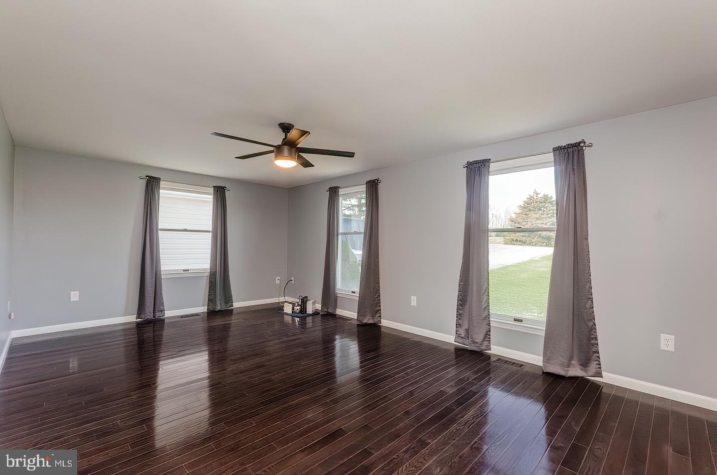 POTOMAC FARMS - Residential