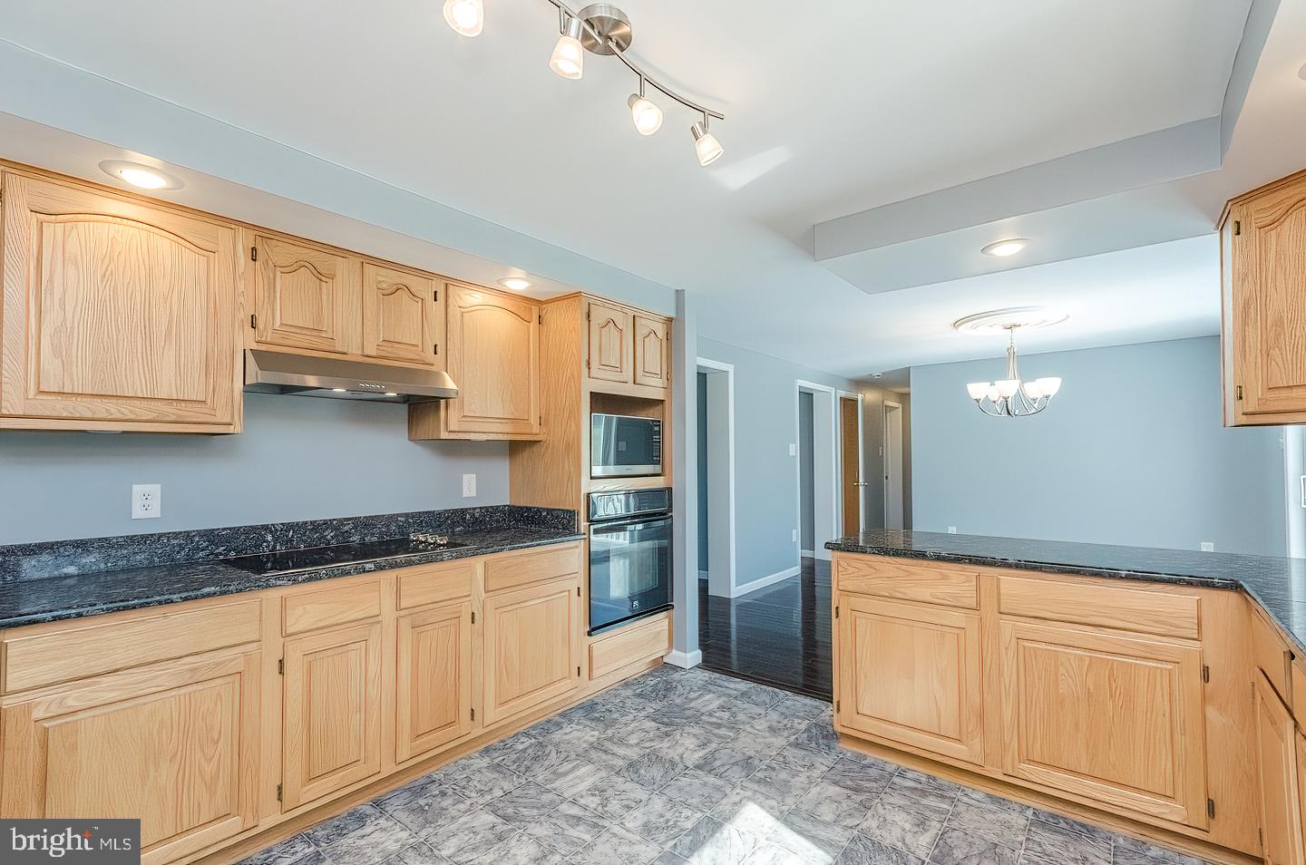 POTOMAC FARMS - Residential