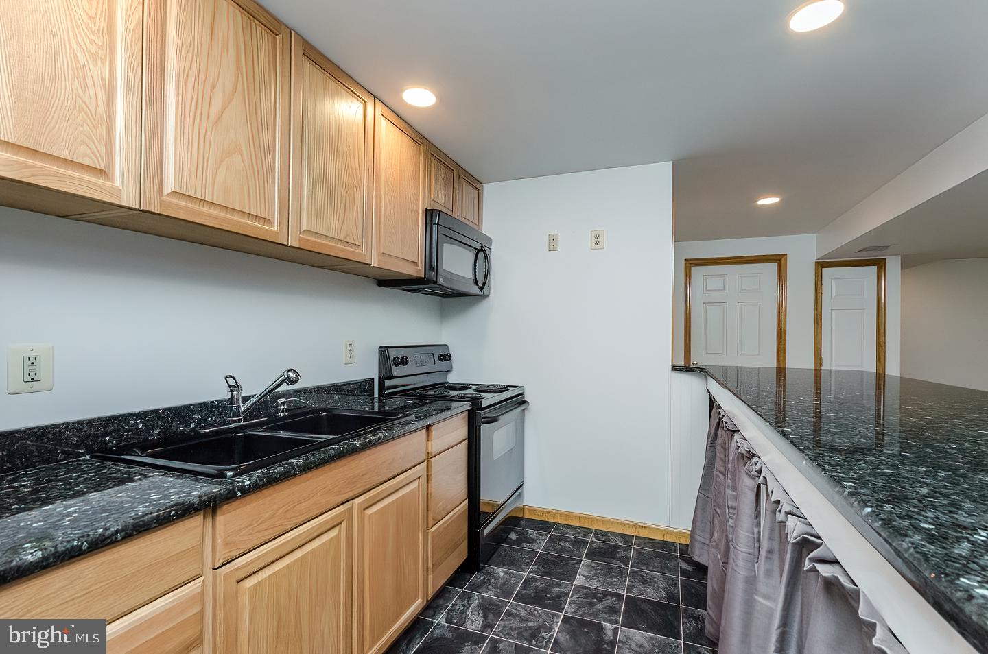 POTOMAC FARMS - Residential