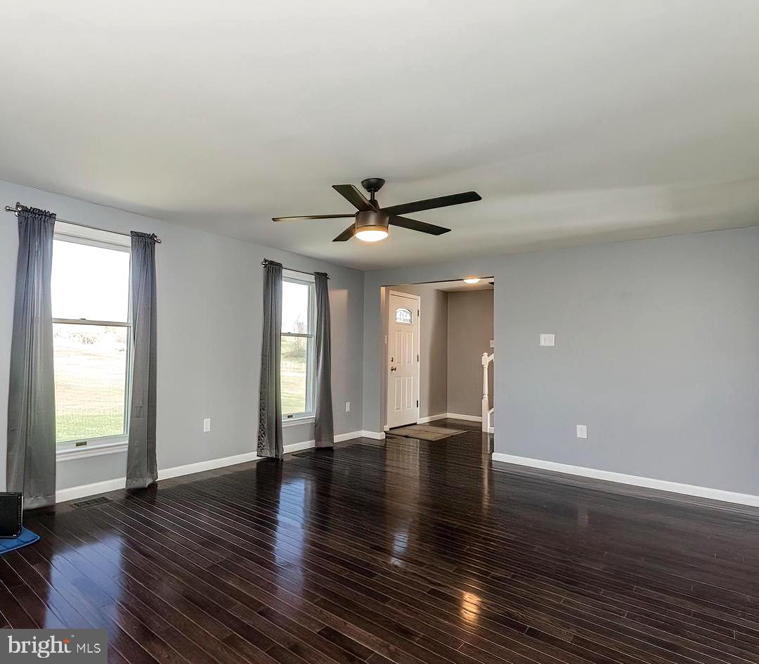 POTOMAC FARMS - Residential