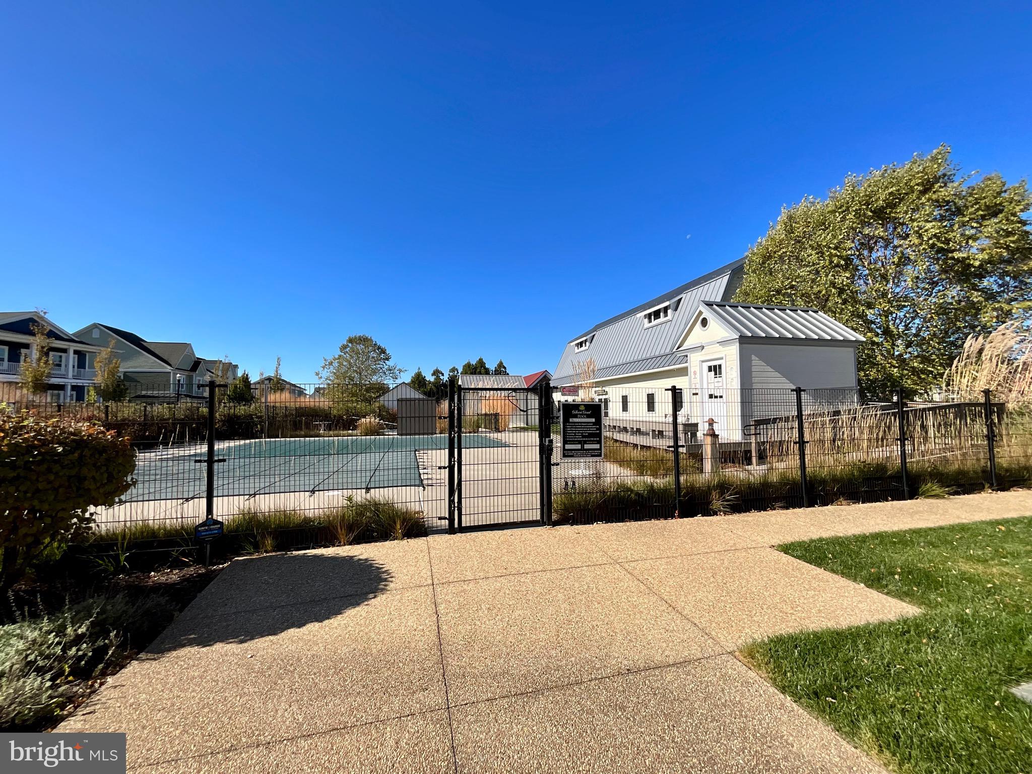 GIBSONS GRANT - Residential