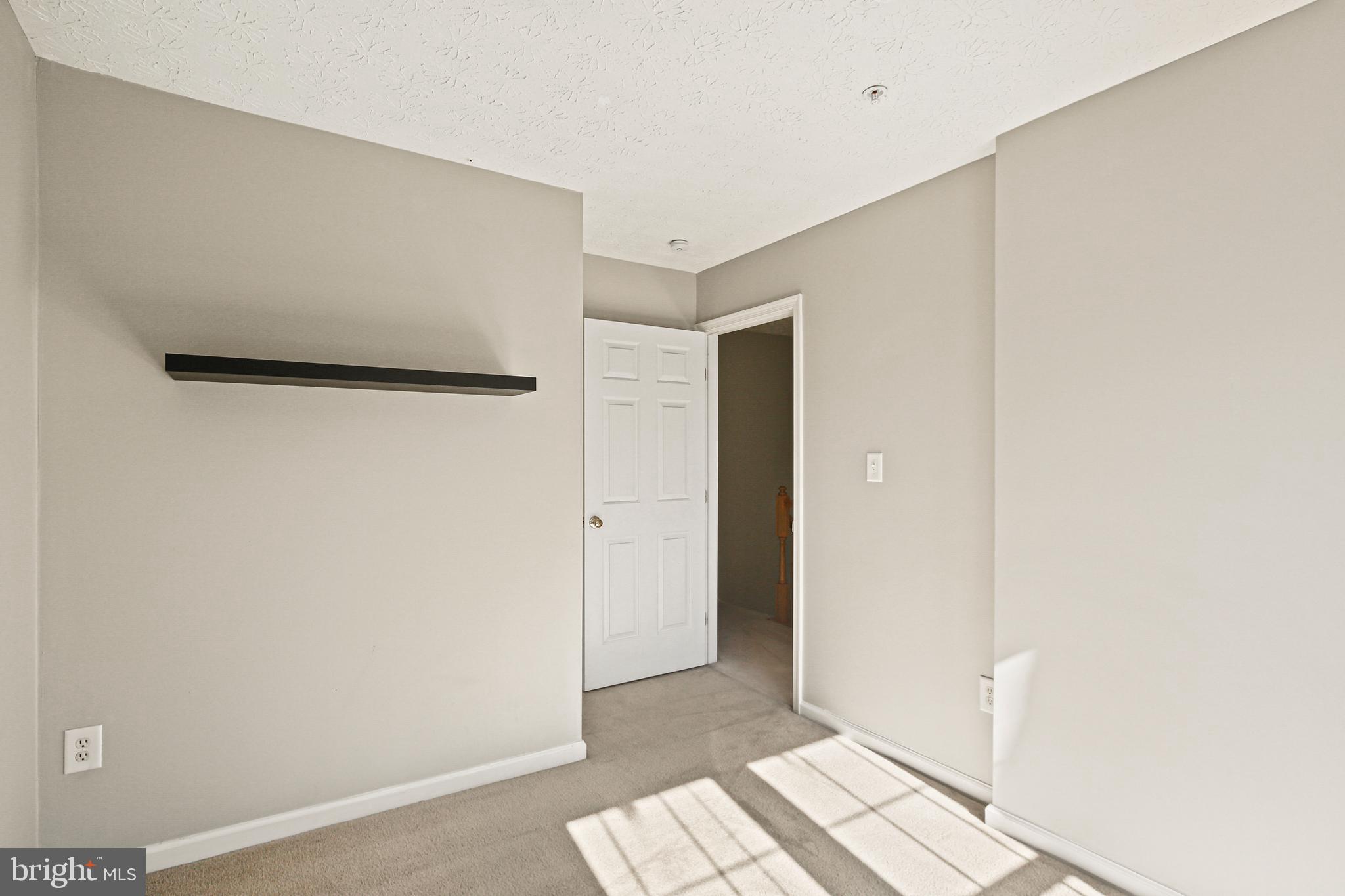 CARRIAGE PINES/LAKE VILL - Residential Lease