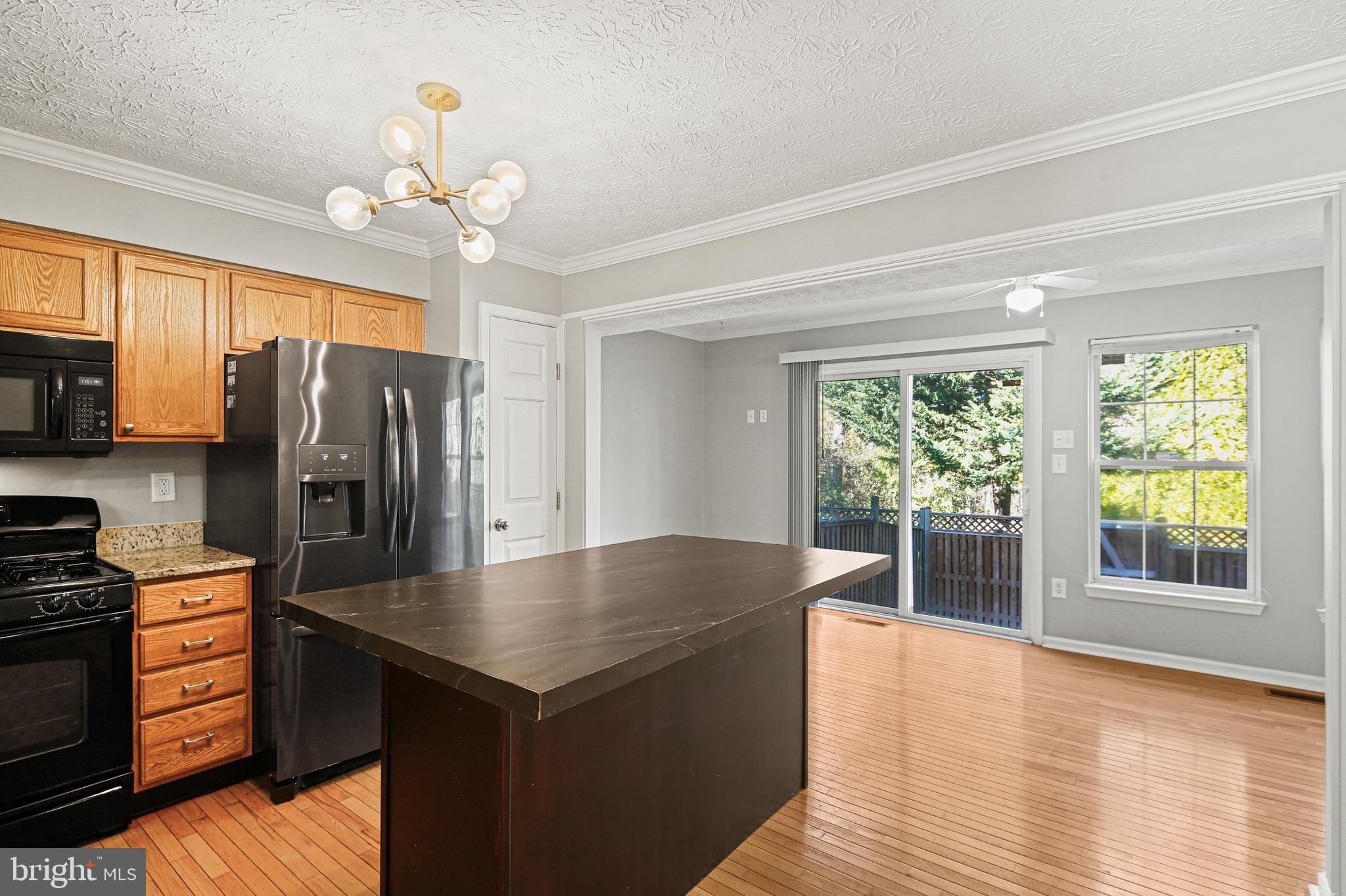 CARRIAGE PINES/LAKE VILL - Residential Lease