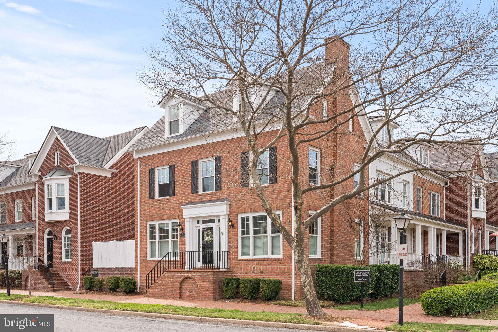 OLD TOWN GATEWAY - Residential